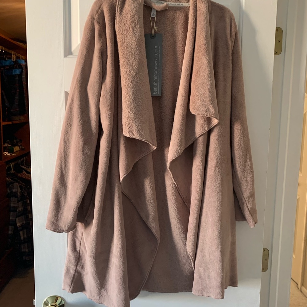 Cardigan / shawl